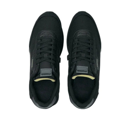 puma future rider play on black