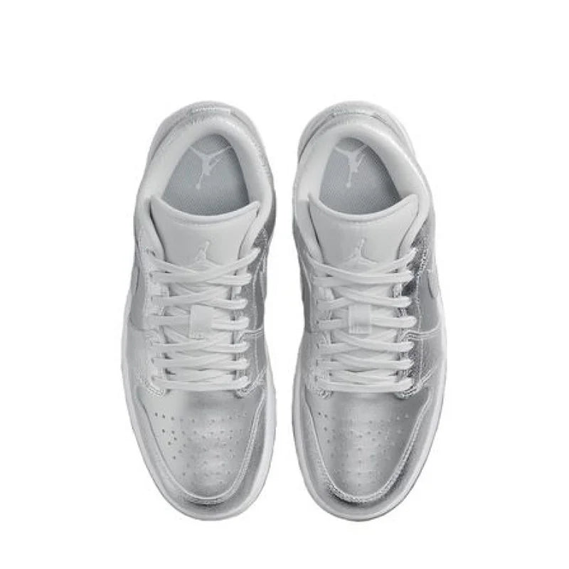 Air Jordan 1 Low se Metallic Silver