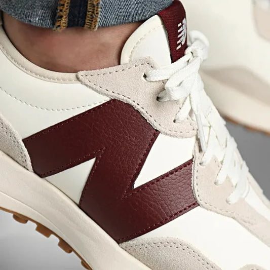 New Balance 327 Moonbeam Classic Burgundy
