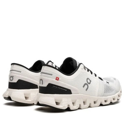 On Cloud X 4 'Ivory Black'