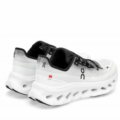 On Cloudtilt "Black Ivory"