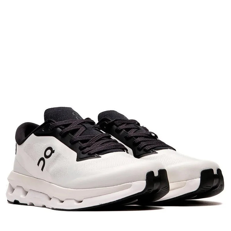 On cloudzone ice black