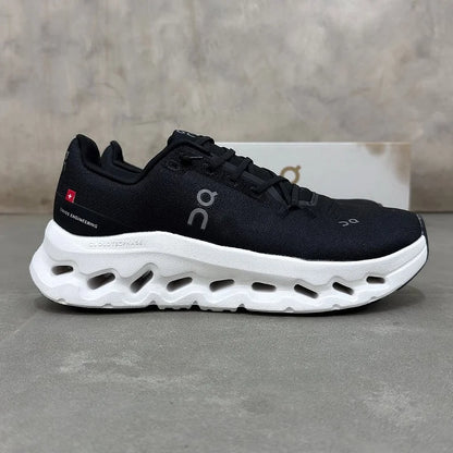 On cloudtilt black white