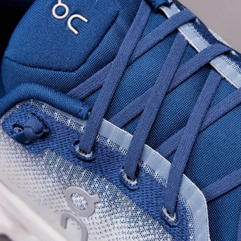 On Cloudtilt 'Ivory Tempest'