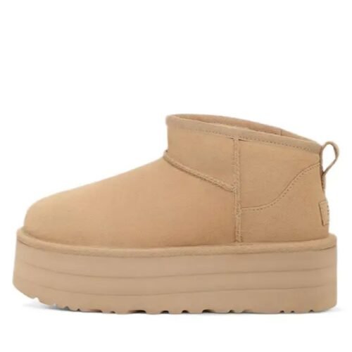 UGG Classic Ultra Mini Platform sand